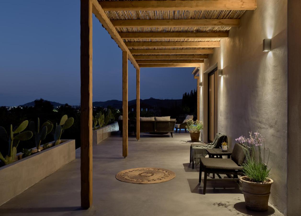 Yliessa - Luxury Pool Surrounded By Nature Vila *